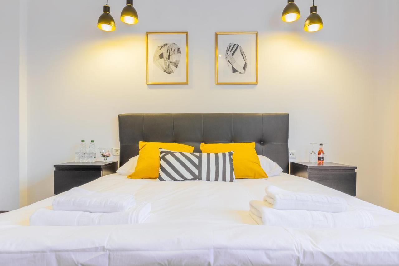 Chateau: Upscale Suites In Bucharest'S Historical Center! Exterior foto